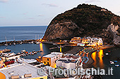 Ischia, il giro dell'isola lungo l'anello stradale 10