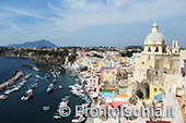 Marina Corricella, il borgo incantato di Procida 1